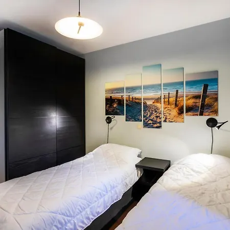 Royal 0303 - 2 Slaapkamers Tot 6p - Prachtig Zeezicht - Met Garage Apartment